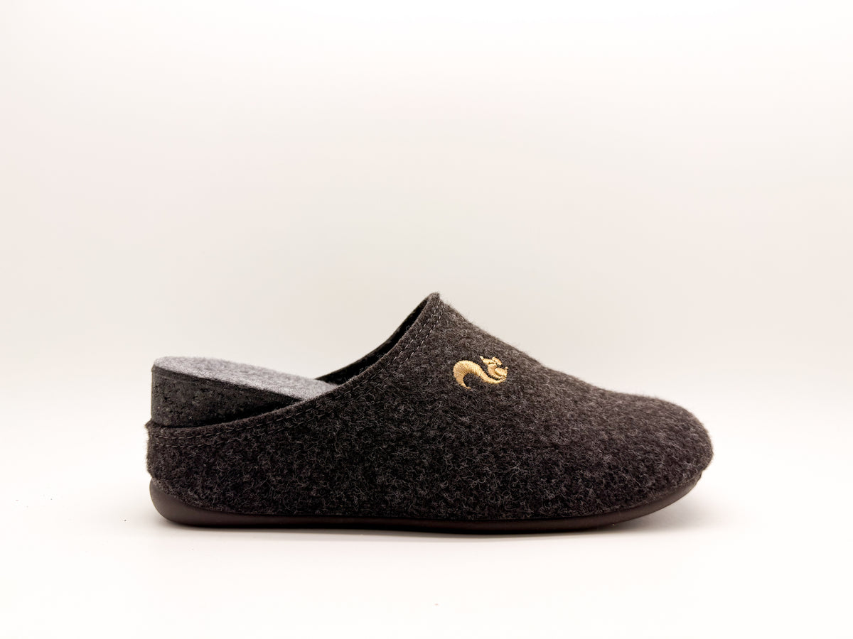 thies 1856 ® Recycled PET Slipper vegan dark chocolate