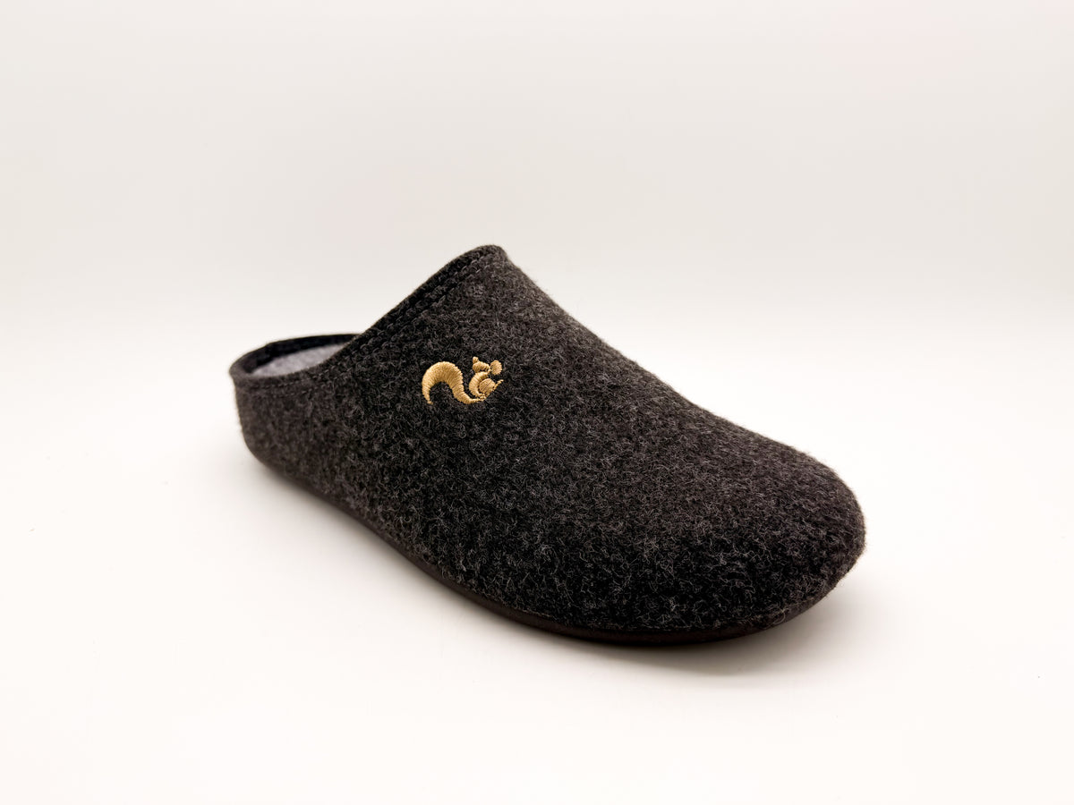 thies 1856 ® Recycled PET Slipper vegan dark chocolate