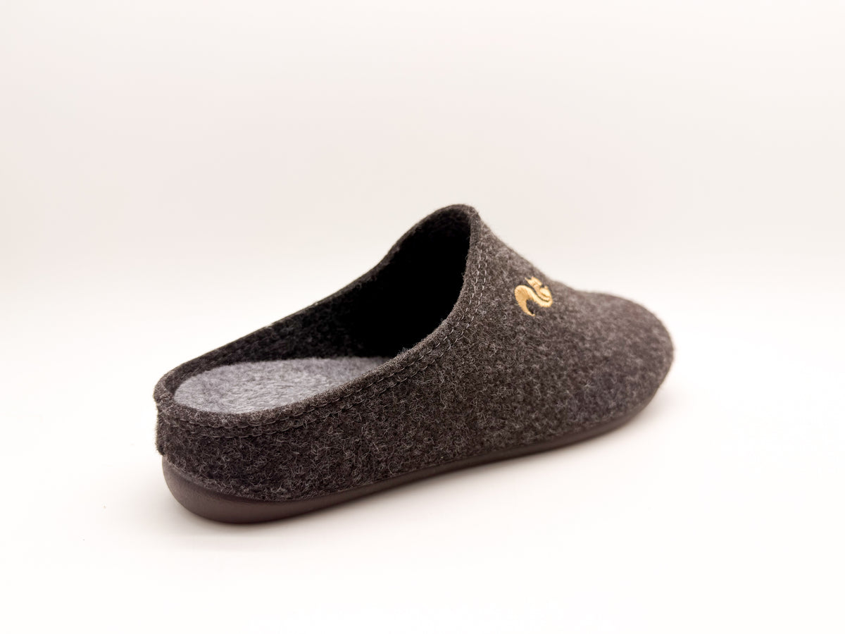 thies 1856 ® Recycled PET Slipper vegan dark chocolate